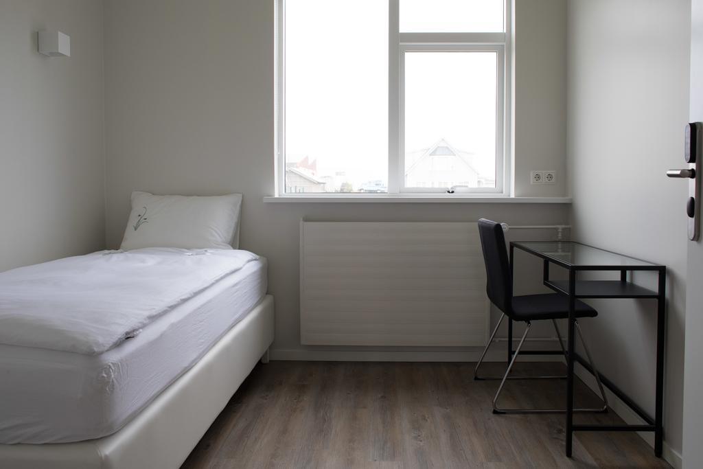 Graystone Guesthouse Sandgerði Екстериор снимка
