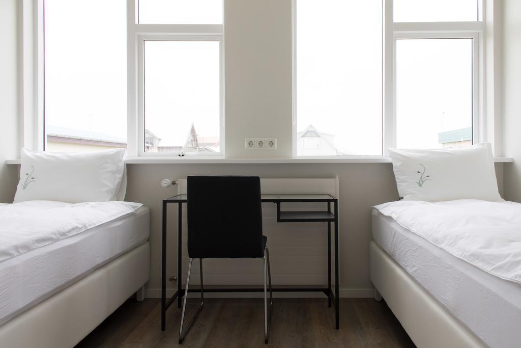 Graystone Guesthouse Sandgerði Екстериор снимка
