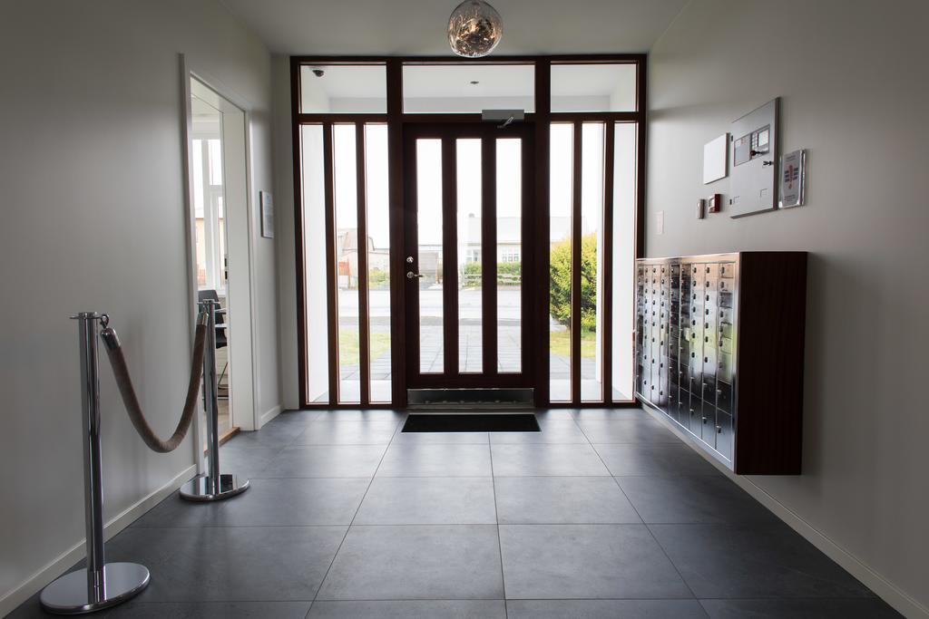 Graystone Guesthouse Sandgerði Екстериор снимка